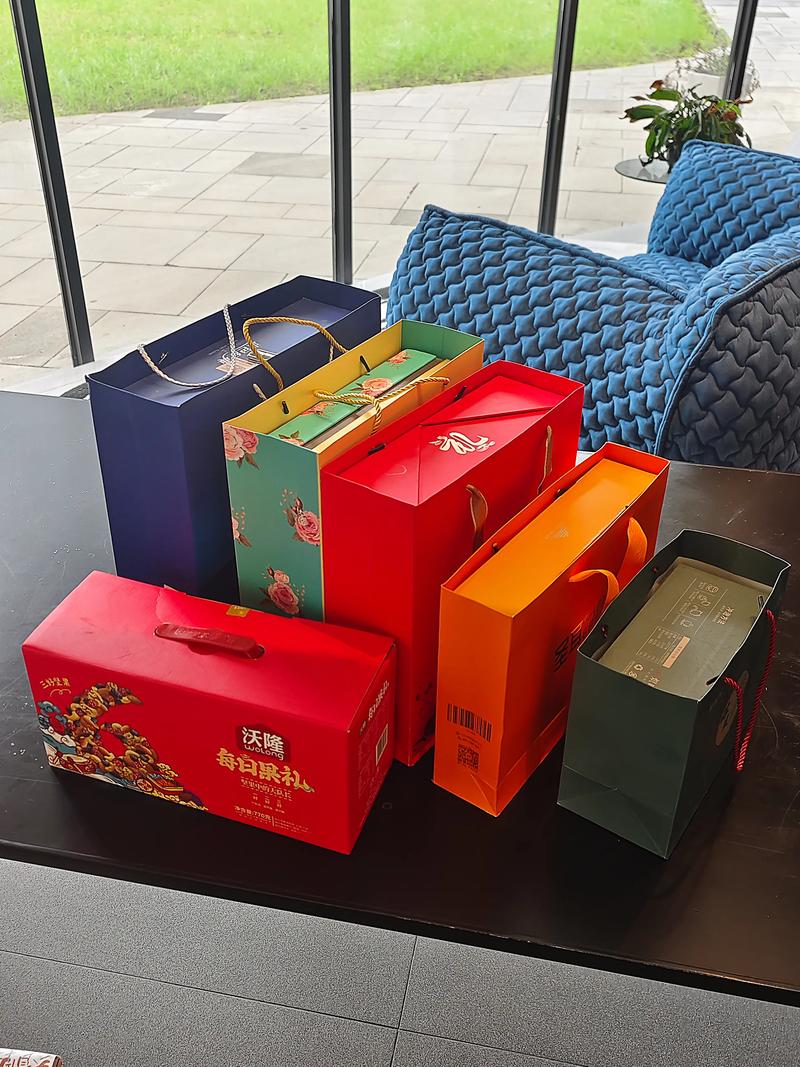 给顾客送的礼品怎么发朋友圈